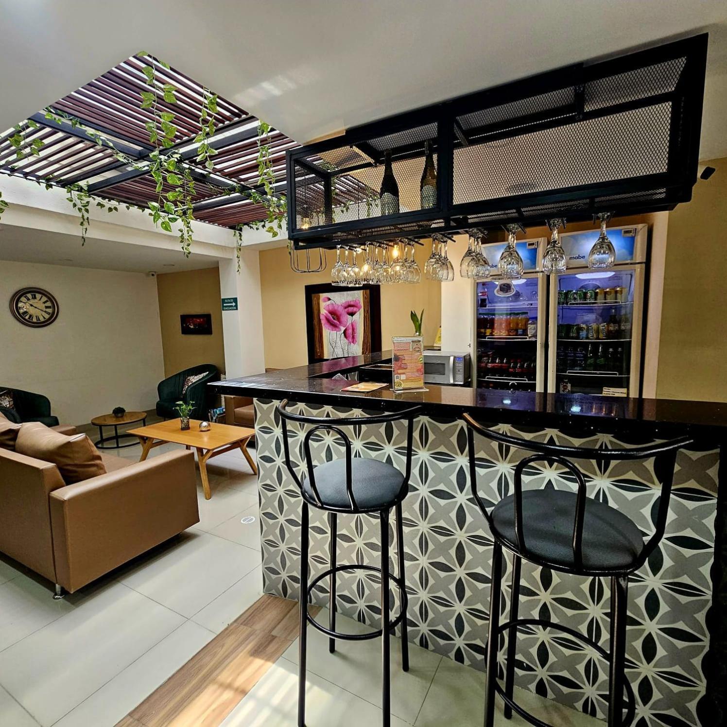 Laureles Guest House Lgh Hotel Medellín Extérieur photo