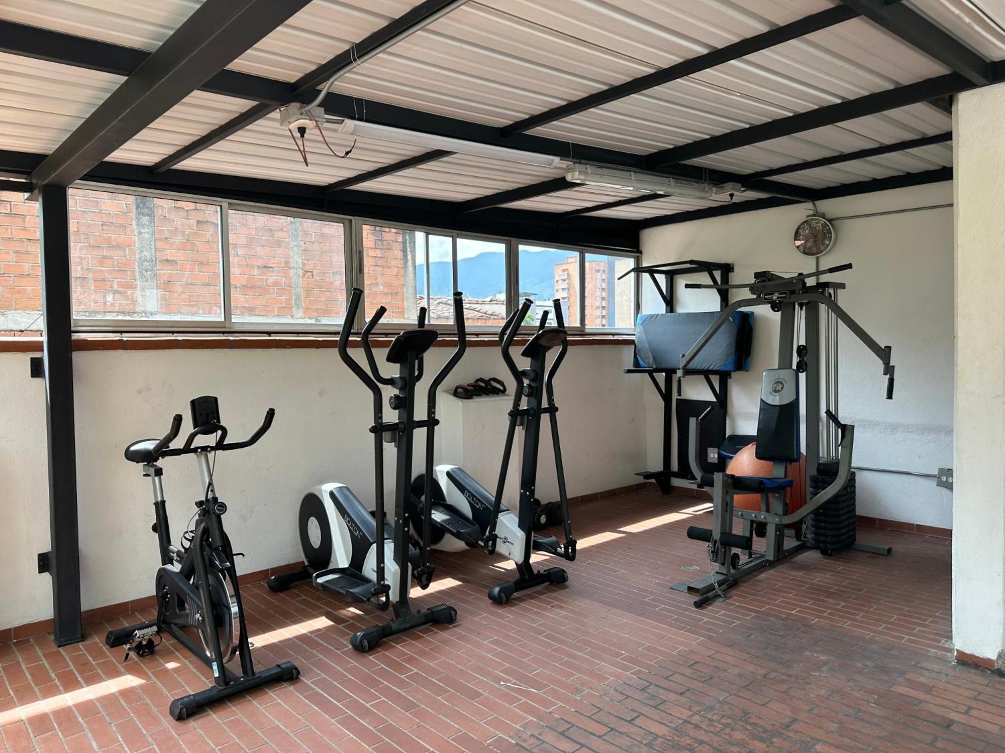 Laureles Guest House Lgh Hotel Medellín Extérieur photo